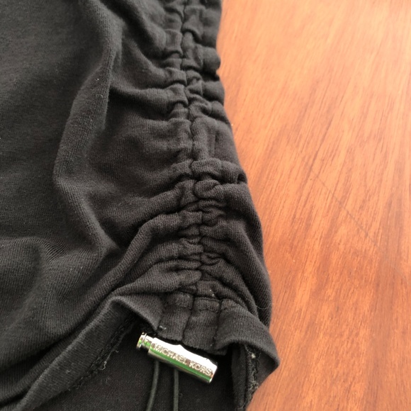 MICHAEL KORS black top 3/4 sleeve Size L runs smaller - Picture 5 of 6